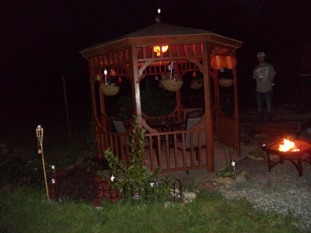 أوين ساوند Springmount Motel المظهر الخارجي الصورة